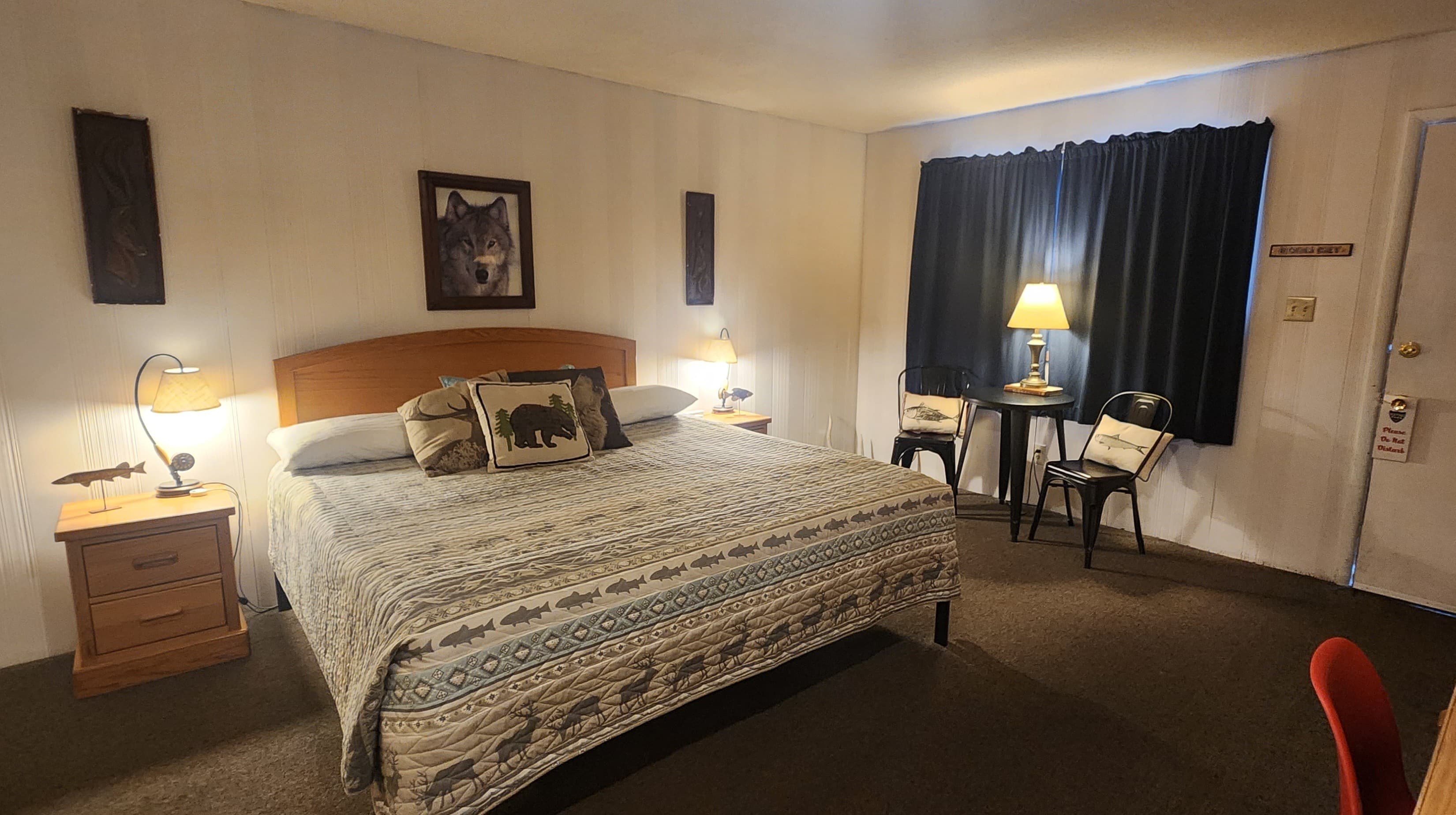 king bed room 9
