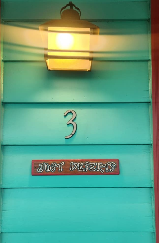 Room 3 sign Just Deserts