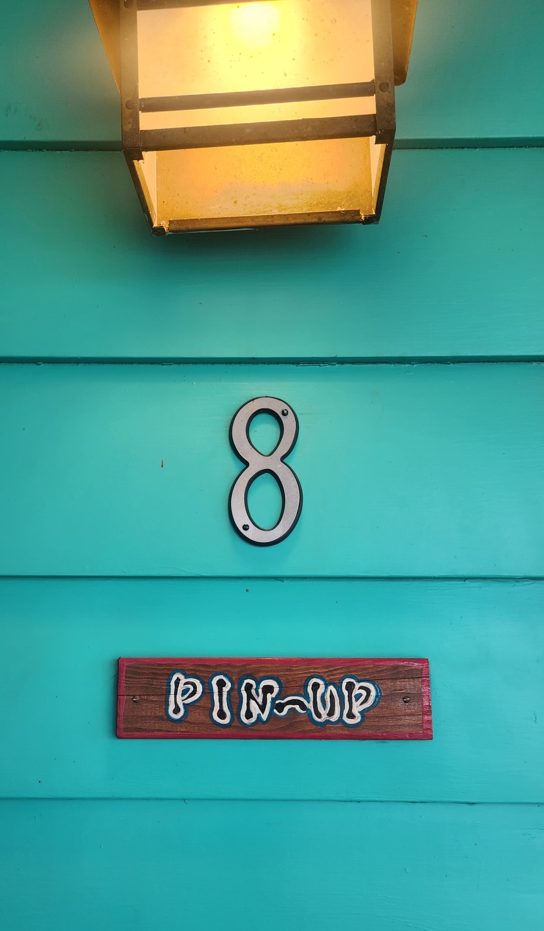 Room 8 Pin-Up Room sign